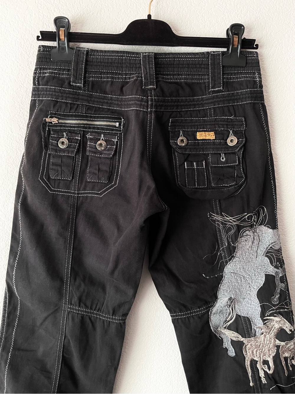 Y2k miss me stallion embroidered beaded cargo capri pants - Picture 9 of 16